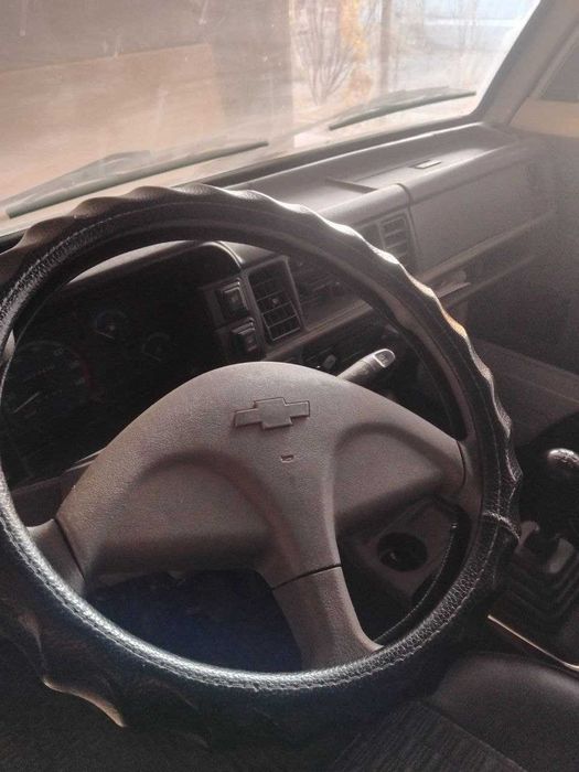 Damas sotiladi delux