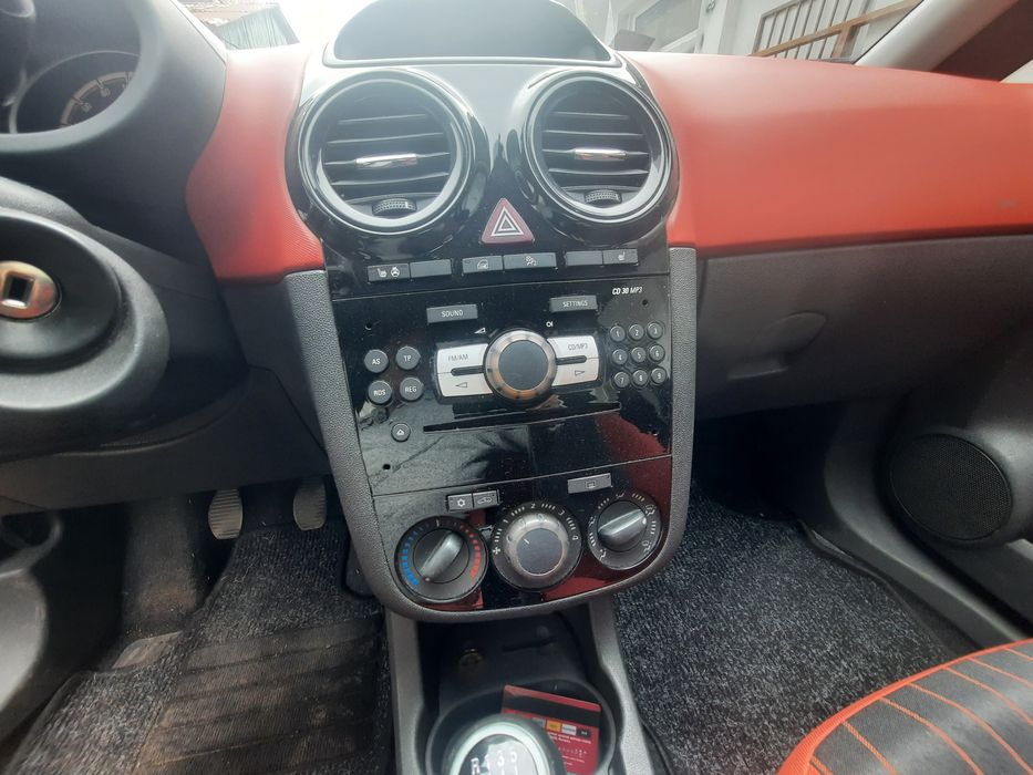 Opel corsa d, 1.2 benzina, 2007