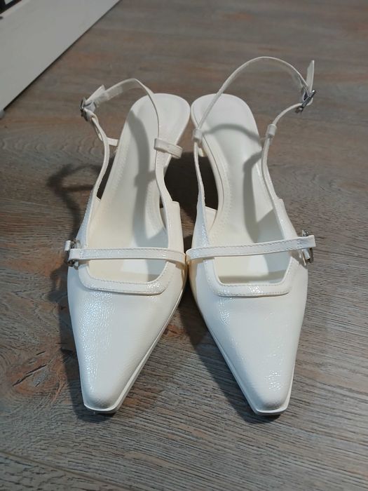 Обувки Бършка 38