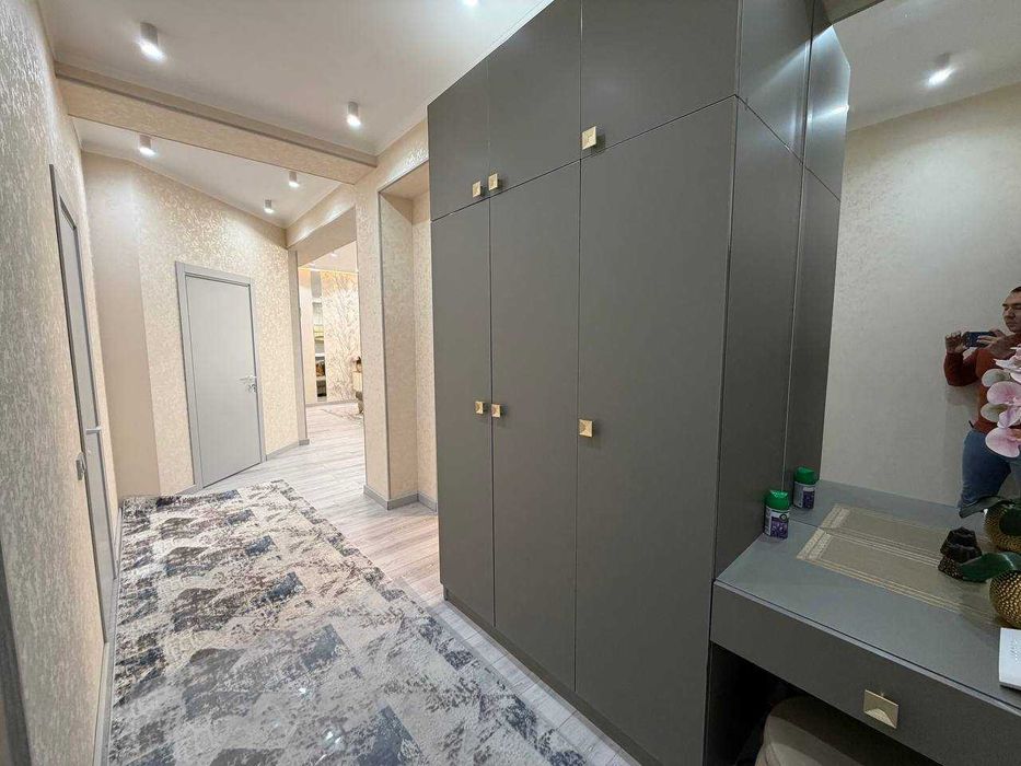 Продаётся 3х комн квартира на 4 этаже Ор-р Крытый рынок