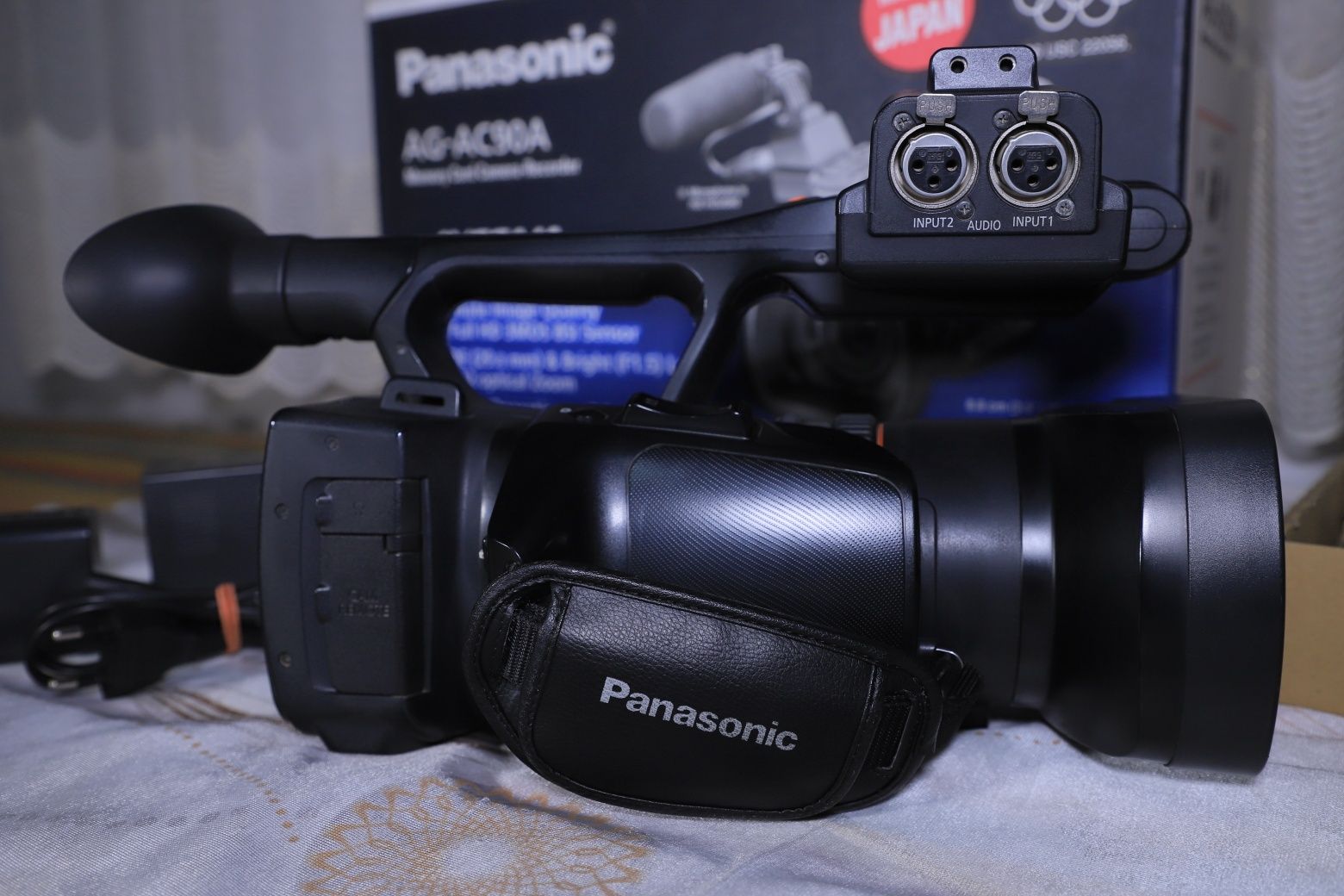Panasonic AG-AC 90