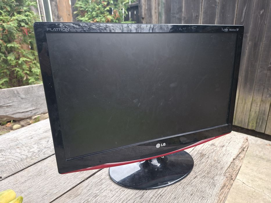 Monitor LG Flatron M227WDP