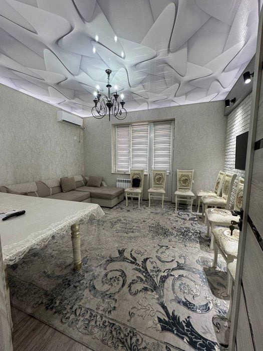 Сдаю квартиру
Новостройка в Чиланзаре
2/5/12
55 м2
Ал-Хорезми круг