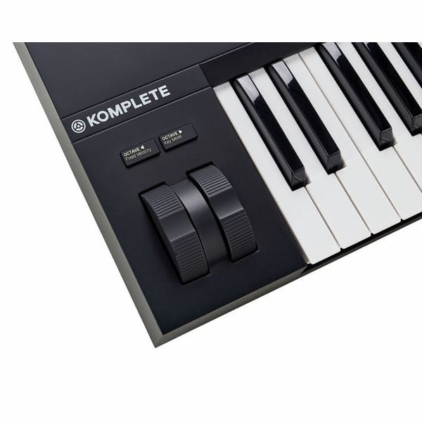 Claviatura MIDI Komplete Kontrol A61 de la Native Instruments