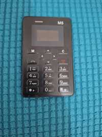 Mini telefon Aeku M5