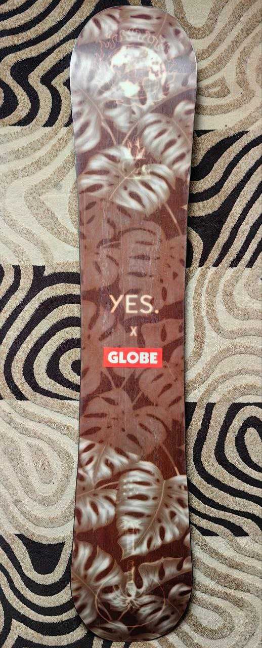 Сноуборд YES. Globe NSB
