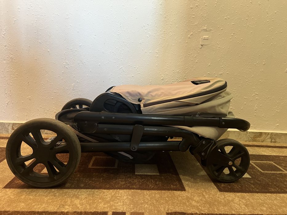 Бебешка количка Joie