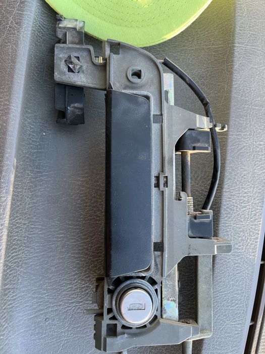 Дръжка за BMW e36 318 i