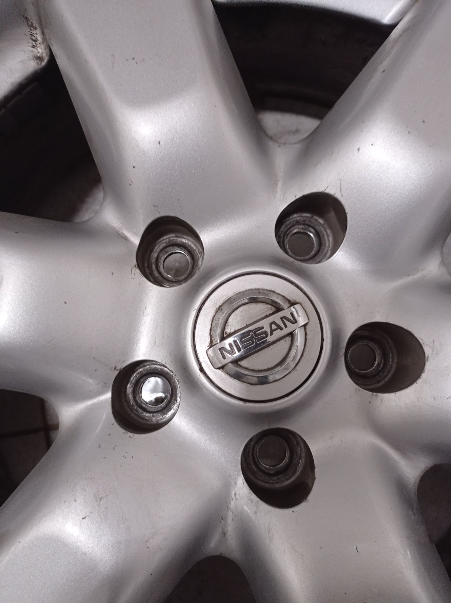 Джанти 17' оригинални алуминиеви Nissan x trial t31 за 3 броя