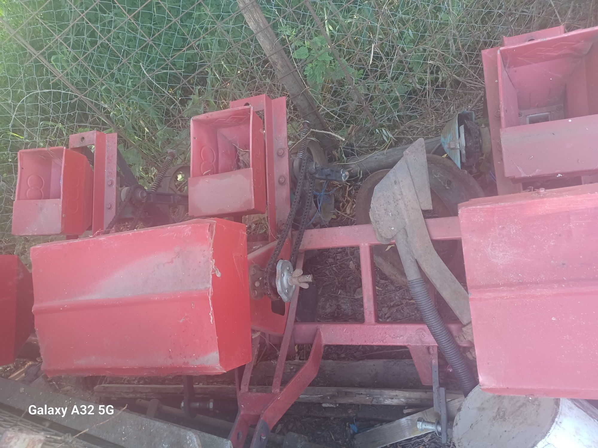 Vând tractor fiat 215