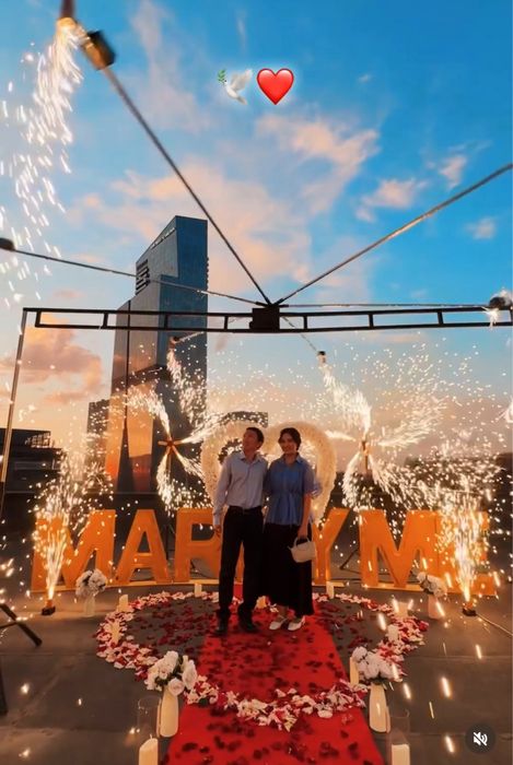 Предложение руки и сердца Marry me, Happy birtday спецнфекты фейрверки