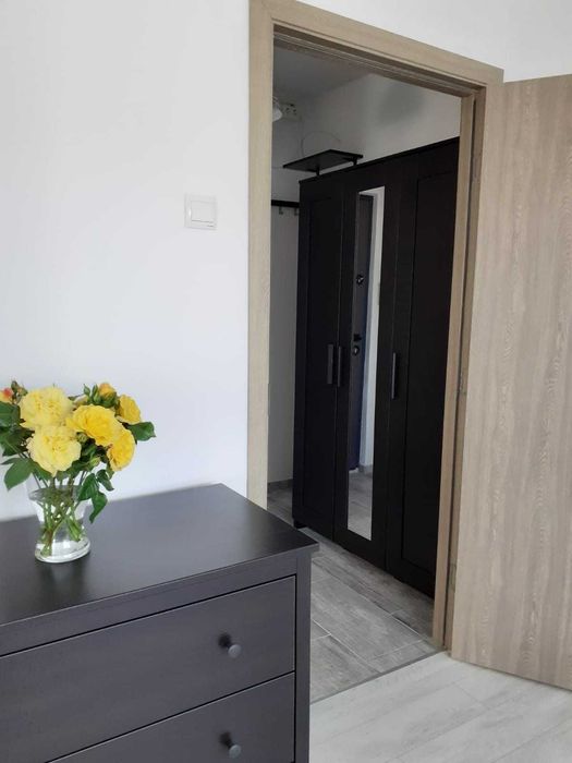 Particular inchiriez apartament 2 camere renovat zona ITC Brasov