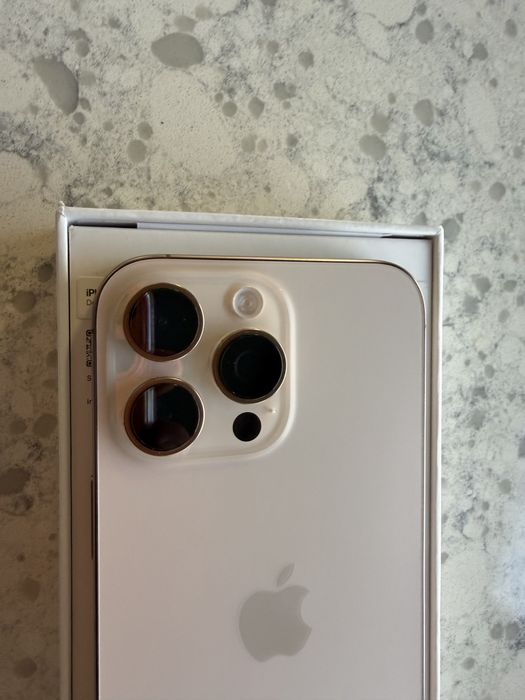 Iphone 16 Pro Max 256 gb Desert Titanium impecabil