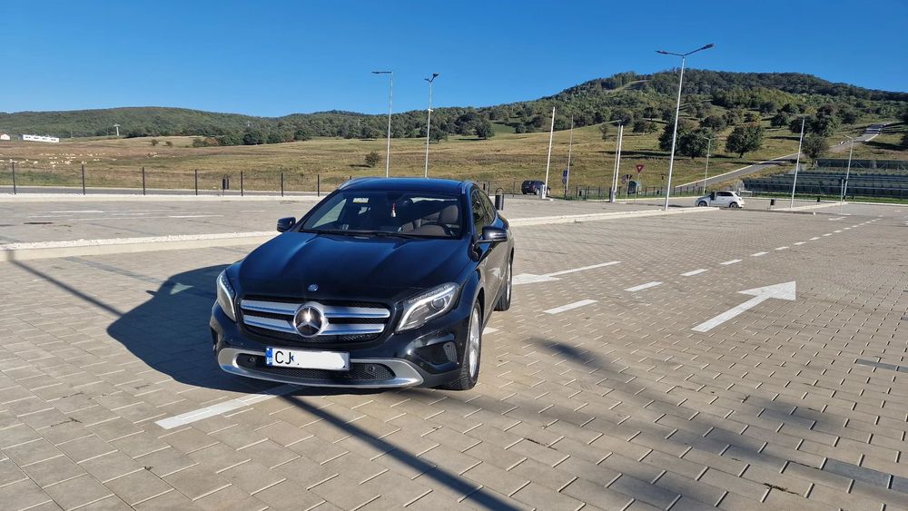 Mercedes-Benz GLA Mercedes-Benz GLA 220 CDI 4MATIC Aut.