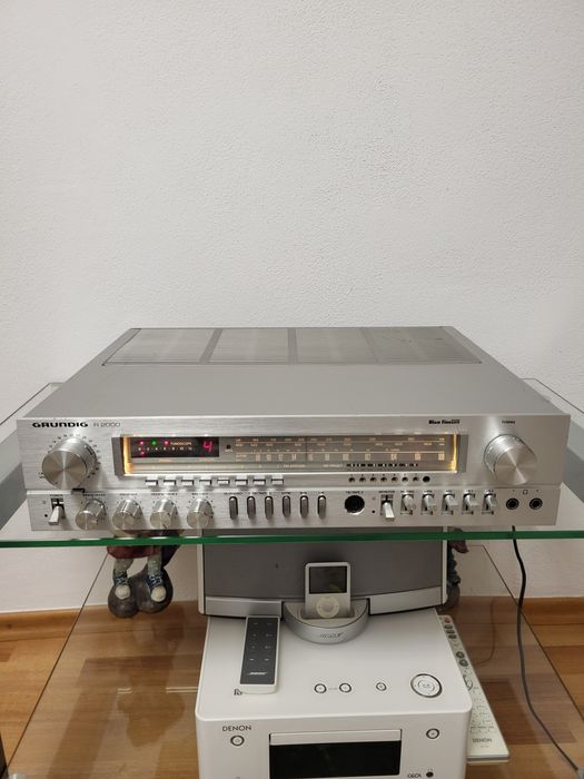 Receiver GRUNDIG R 2000 stare perfectă