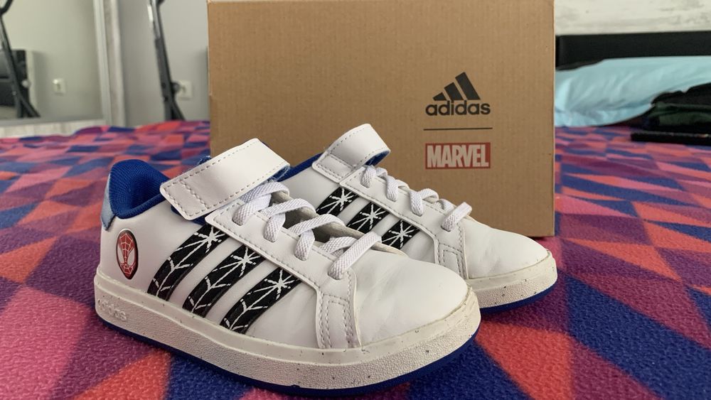 Детски маратонки адидас