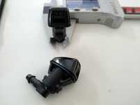 2 бр. Пръскалки предно стъкло Jeep Grand Cherokee WK / WK2 2005 - 2020