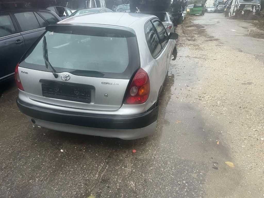 Тойота корола 1.4 VVTI / Toyota Corolla 1.4 VVTI на части