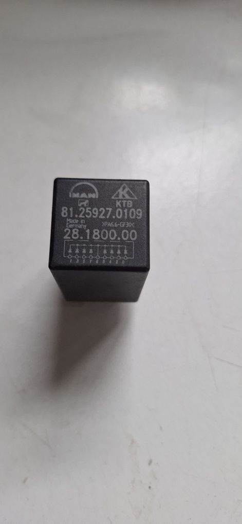 Releu Man 81.25927.0109 24v