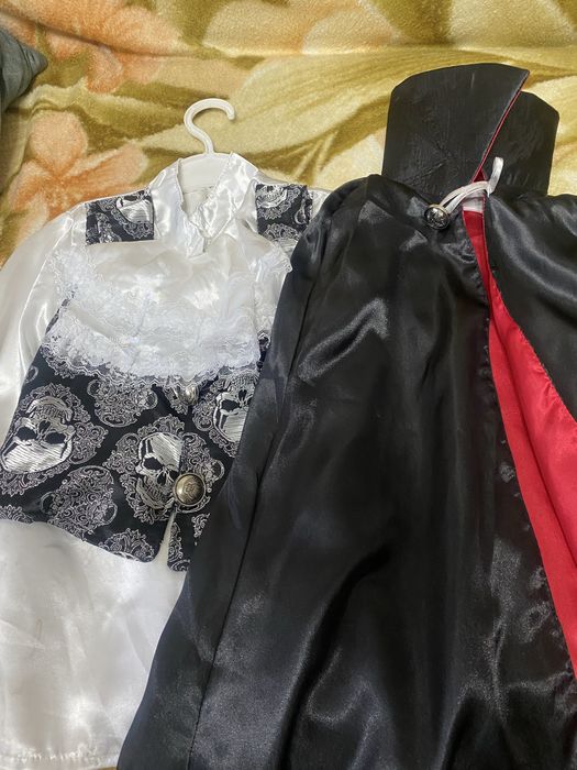 Снеговик, граф дракула- костюмы