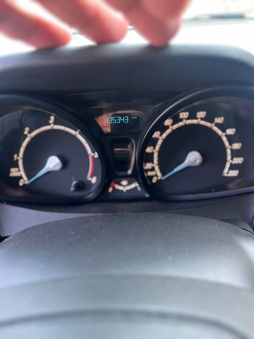 Vând ford tranzit courier 2018