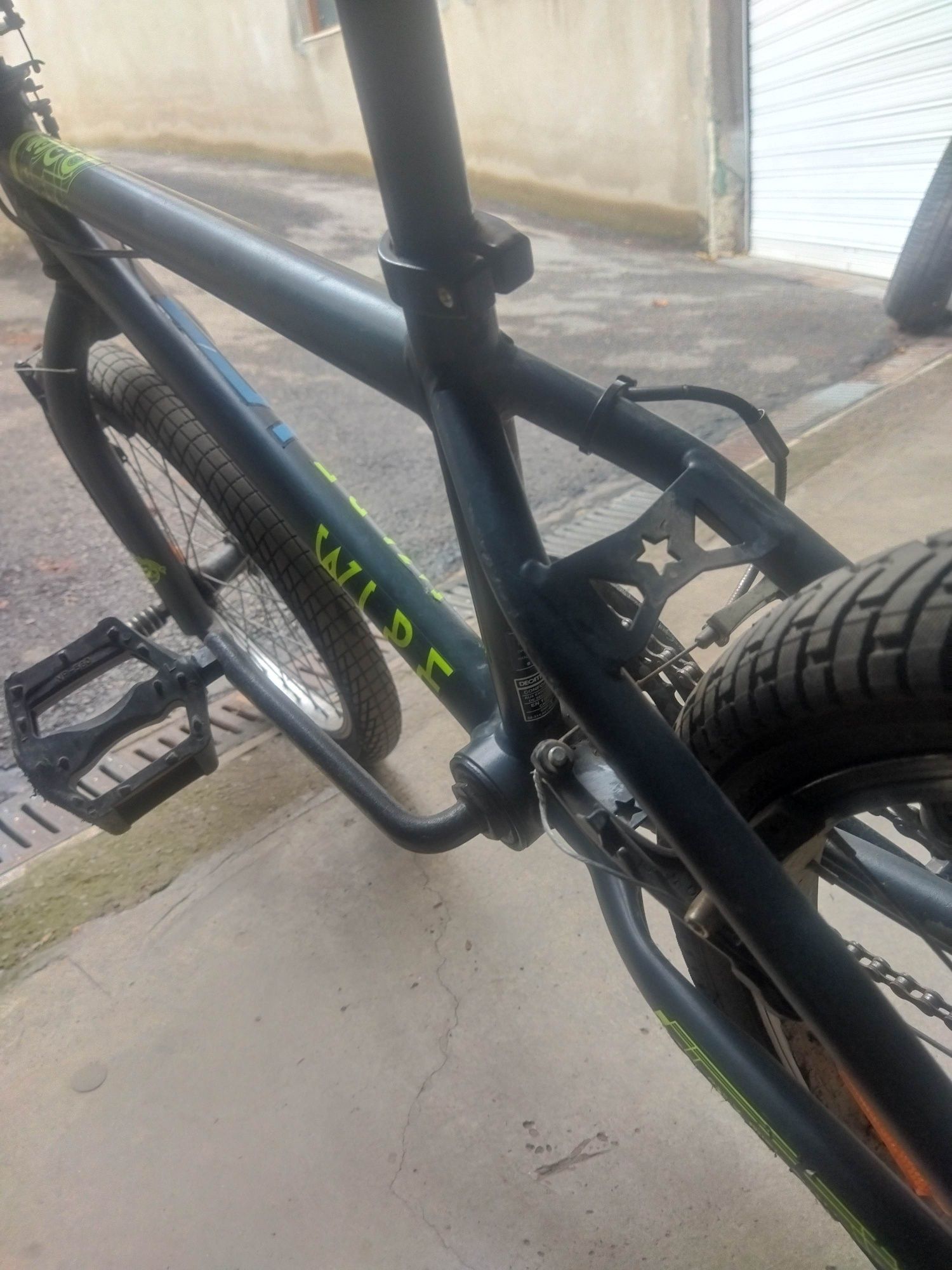 BMX WIPE с 360⁰ спирачки, с нови гуми