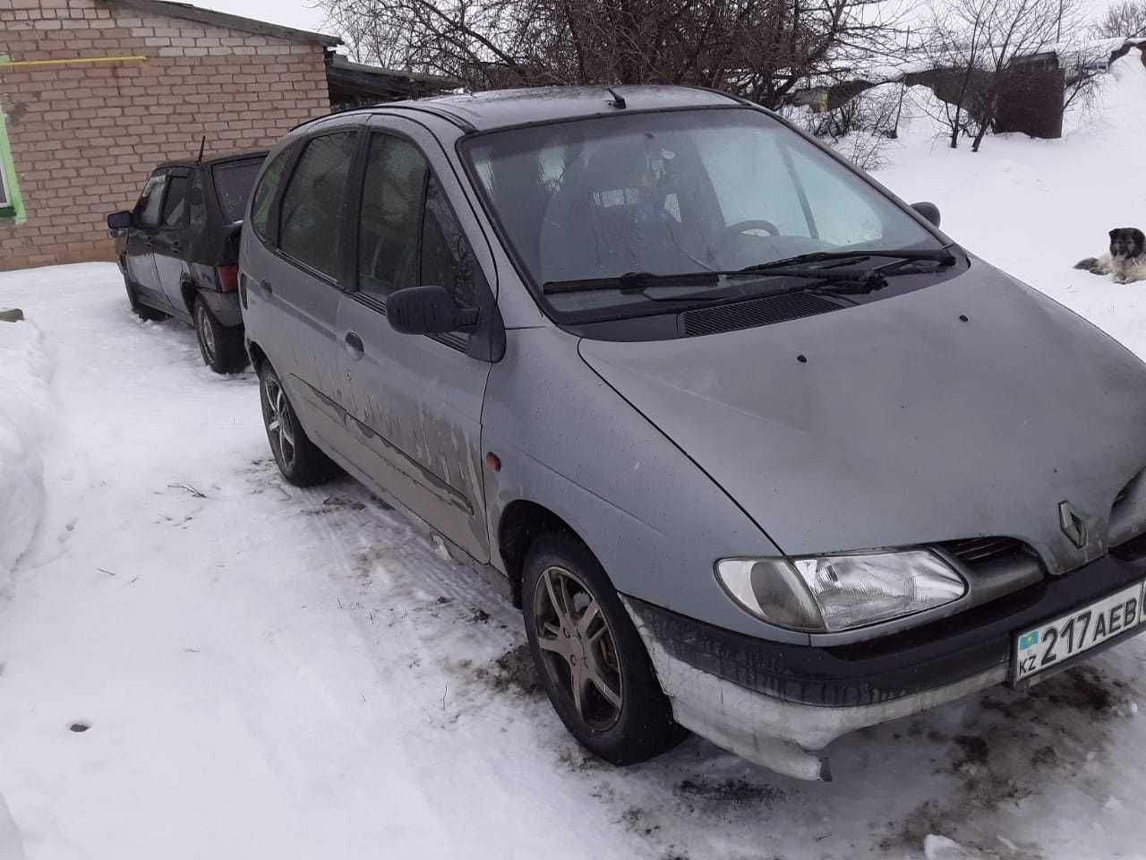 Продам машину Renault