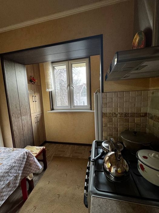 Сдаётся Чиланзар 24 квартал 1 комнатная Грузинка