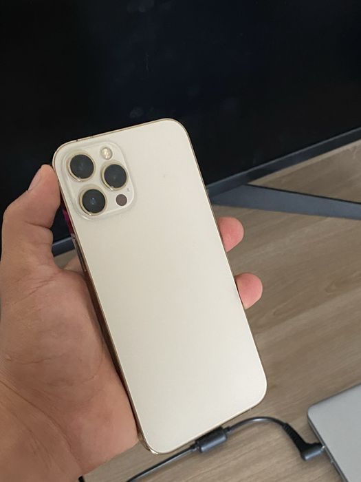 iPhone 12 Pro Max,продам или обмен