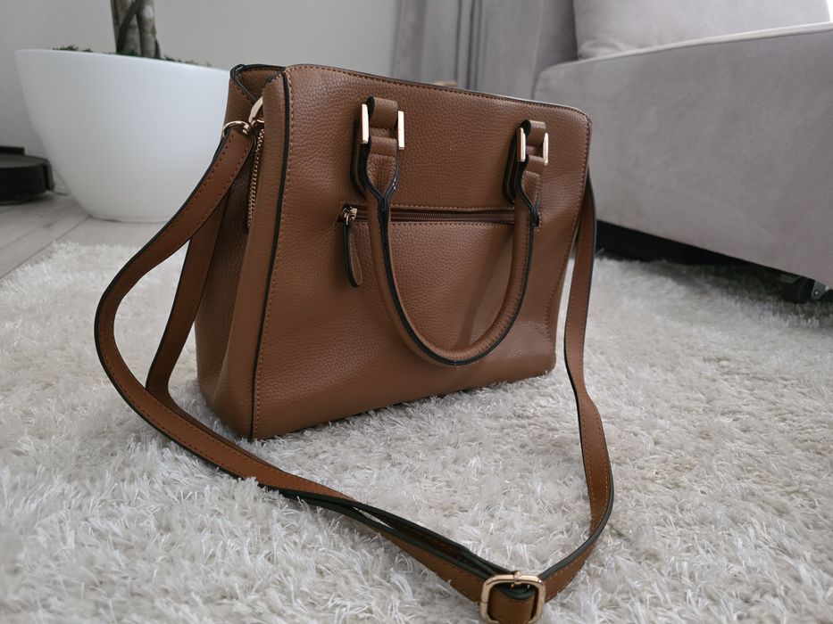 Дамска чанта L.CREDI