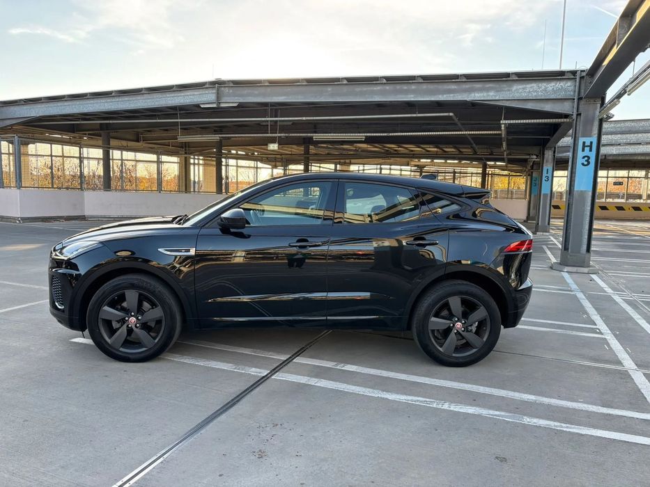 Jaguar E-Pace Jaguar E-Pace 2.0d R-Dynamic S - Tracțiune integrală - 2019