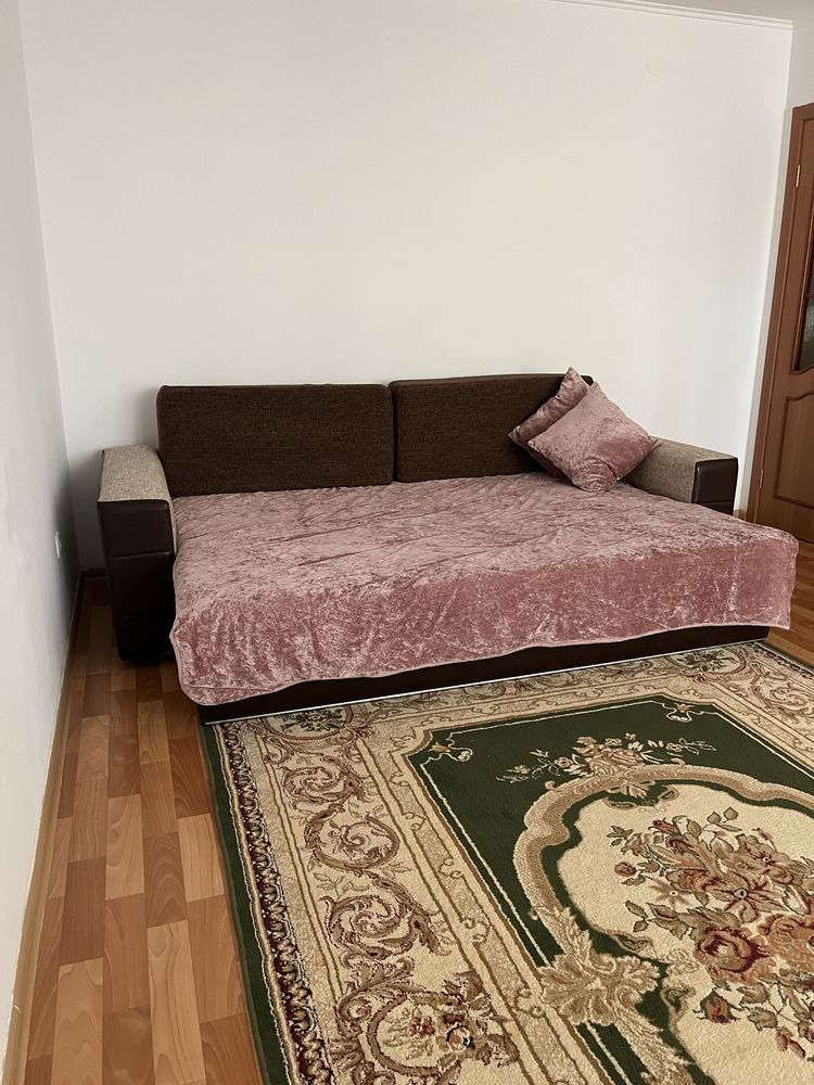 Сдам  2к кв Суточно, 8 мкр., 11 мкр