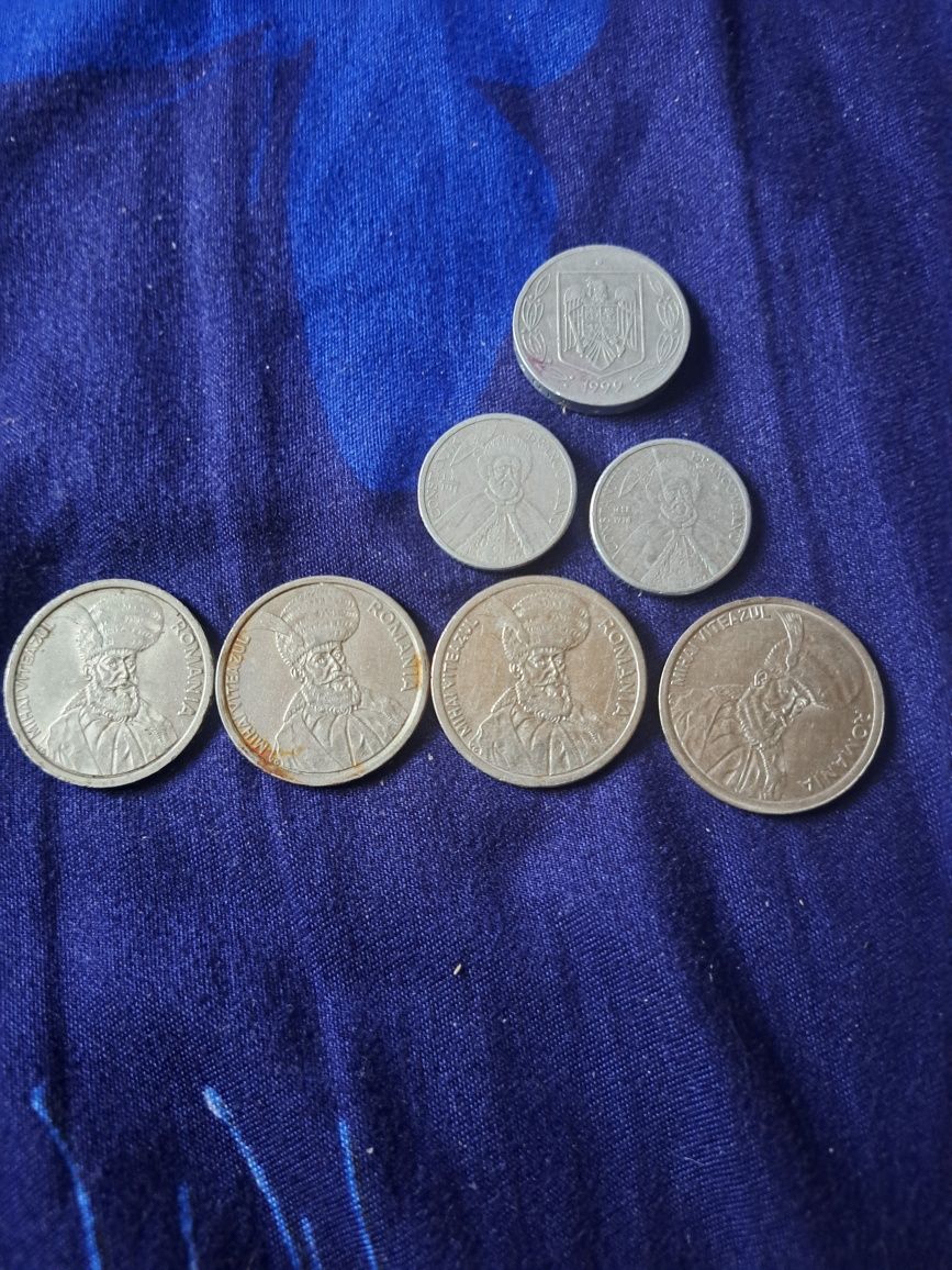 Vând monezi vechi