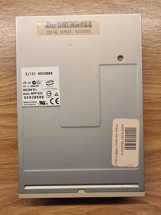 Floppy disk 2,5 + DVD-RW