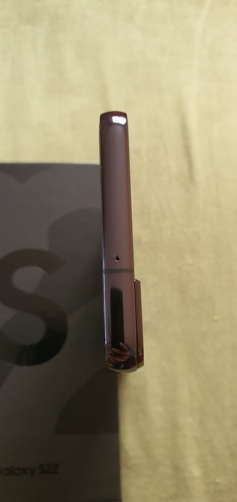 Като нов Samsung S22 Duos 5G 128 GB 8 GB Ram Android 15