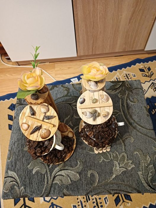 Vând obiecte de decor