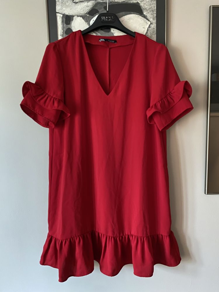Червена рокля Zara S размер, като нова и обувки Oleksy