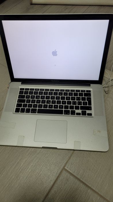 Apple MacBook Pro 15 Core™2 Duo 2.53GHz, 4GB, 160 GB
