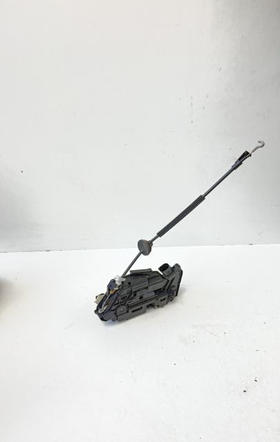 Broasca usa spate dreapta 5N0839016G Volkswagen VW Tiguan prima gener