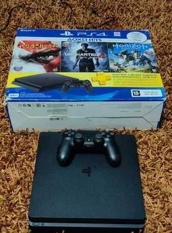 Игровая приставка Sony Playstation PS4 Slim