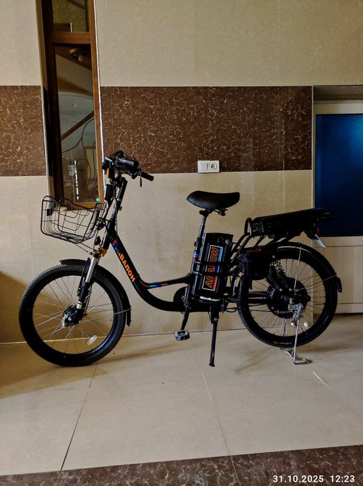 Veloskuter elektrovelosipet sotiladi