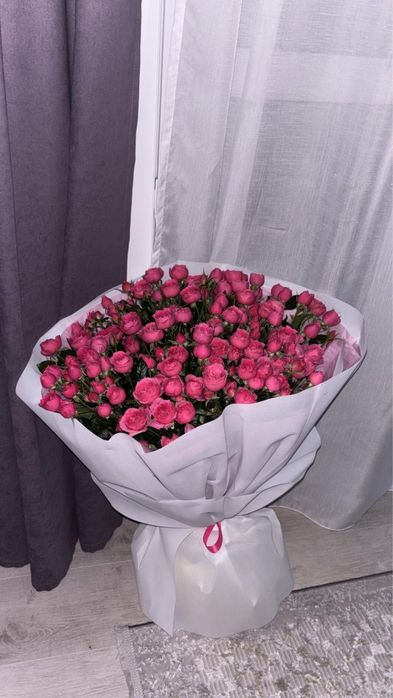 Продам букет из кустовых роз