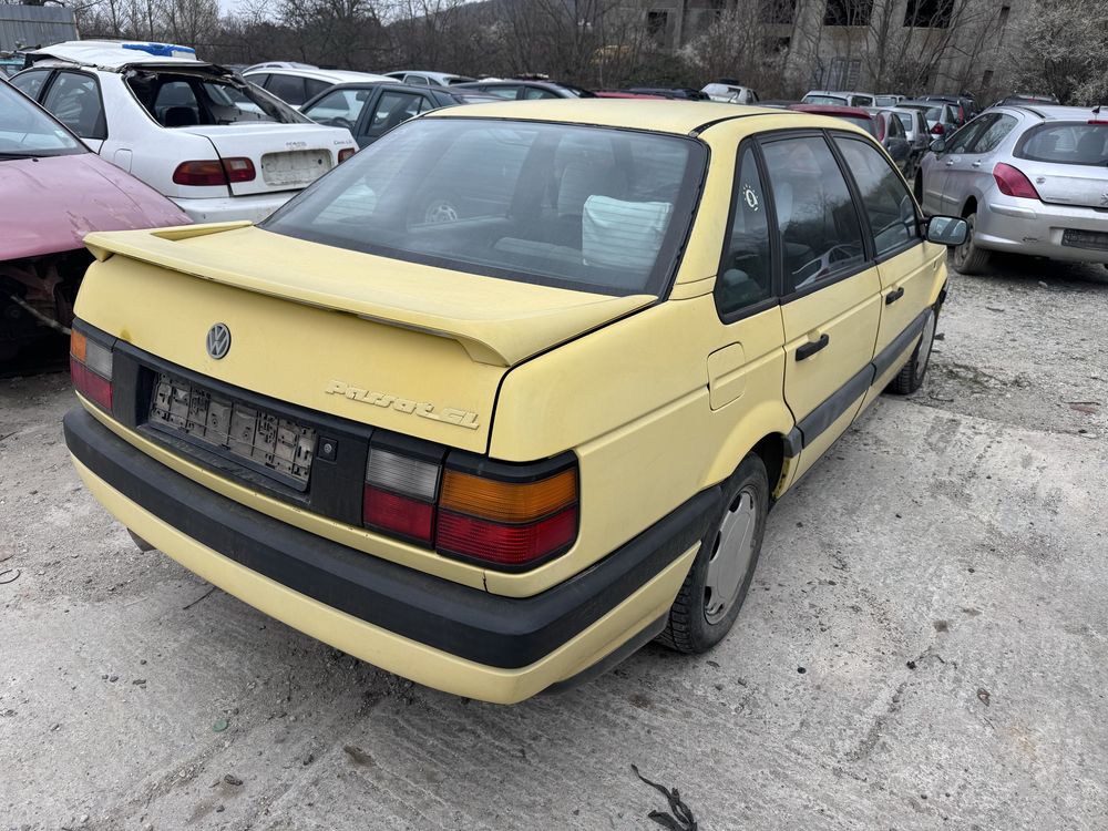 Vw Passat b3 1.8i 90кс На Части