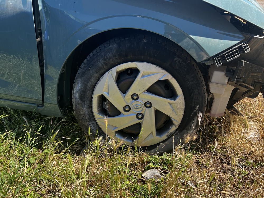 Hyundai i20 на части