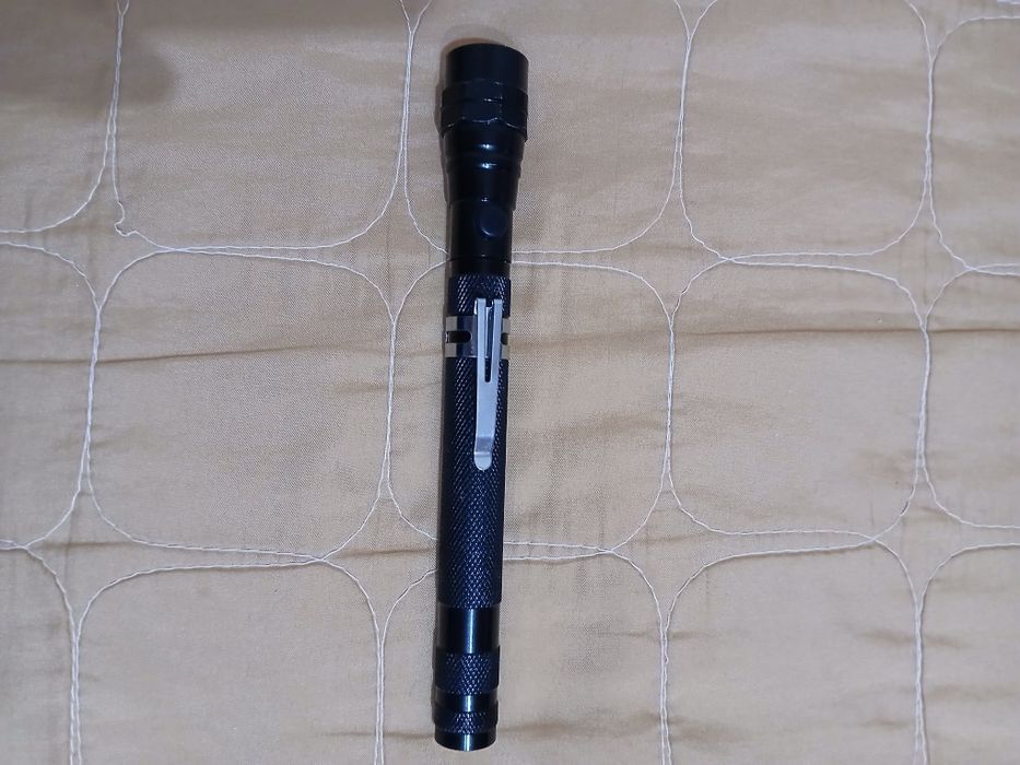 Lanternă telescopică