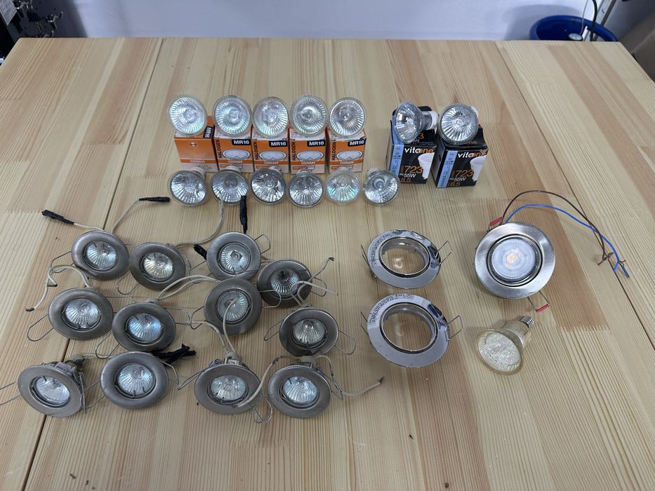 Луни за вграждане в окачен таван