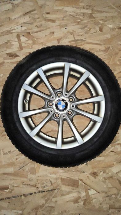 Vând genti BMW 16" CU cauciucuri Michelin