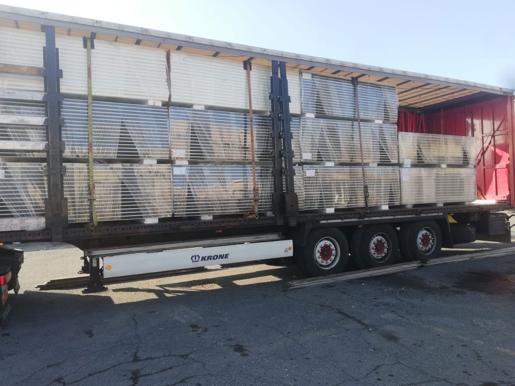 Panouri sandwich pentru Container Transport Gratuit in Brasov