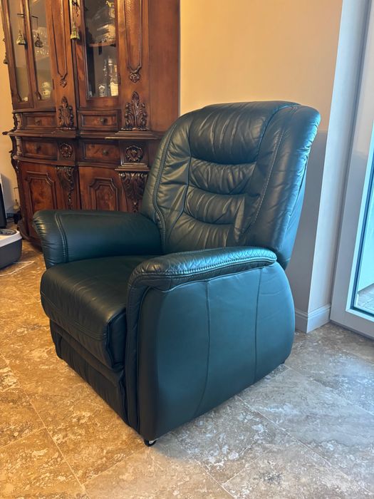 Fotoliu electric , ergonomic , din piele naturala !