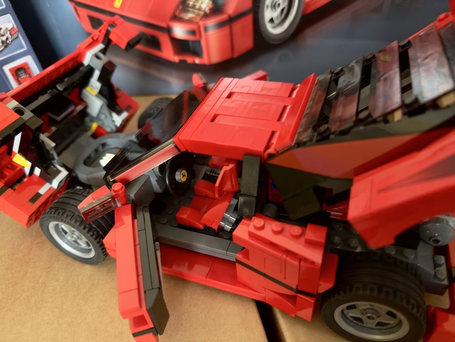 LEGO® 10248 Ferrari F40